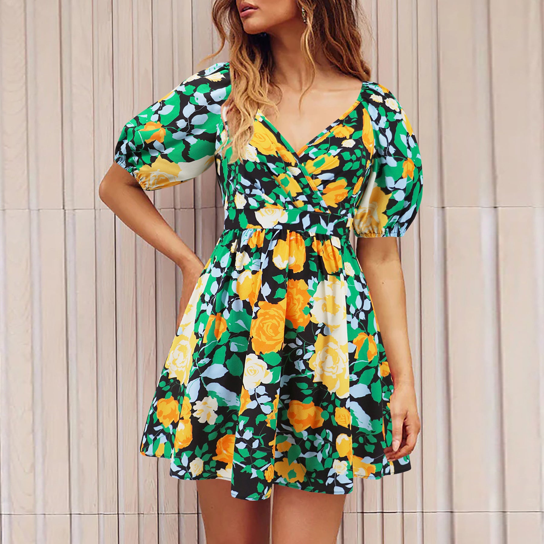 Summer Floral Print V-Neck Lantern-sleeve Dress - SELFTRITSS   