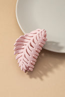 Feather shape hair claw clip - SELFTRITSS   