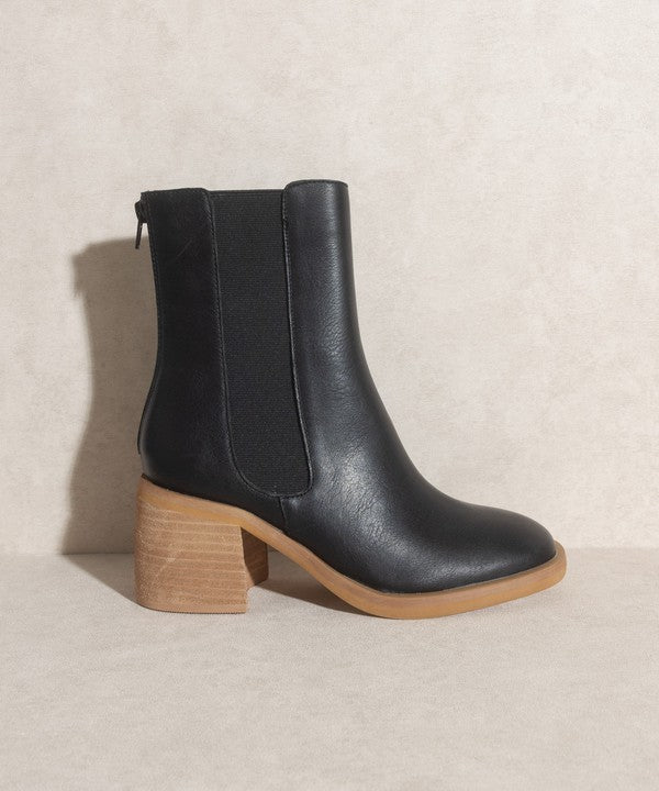 Olivia Chelsea Heel Boots