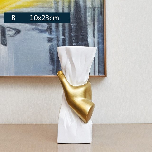 Gold Hand Vase with artificial flowers - SELFTRITSS   