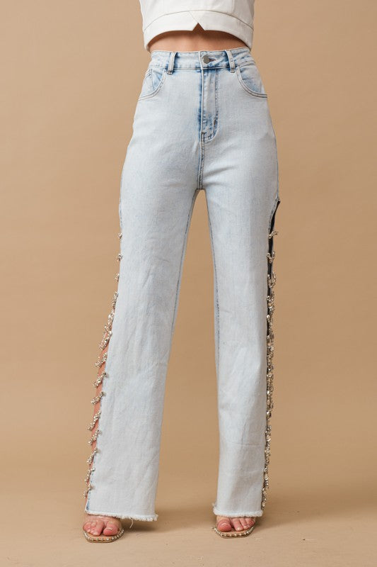 Cut Out At Side w/ Jewel Trim Stretch Denim Jeans - SELFTRITSS