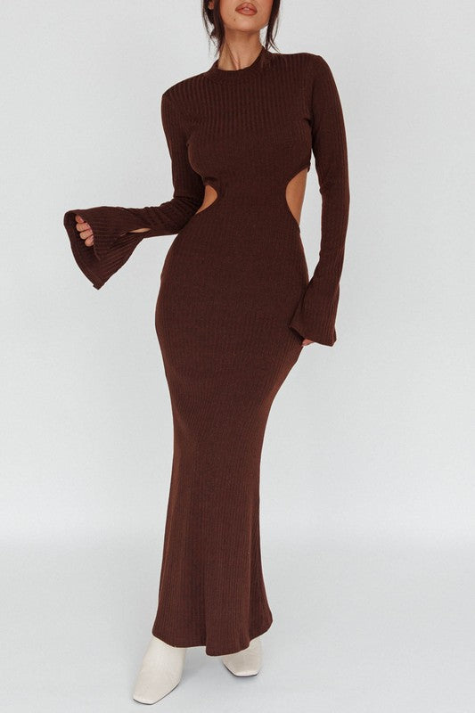 Long Sleeves with flared Cuffs Knit Maxi Dress - SELFTRITSS   