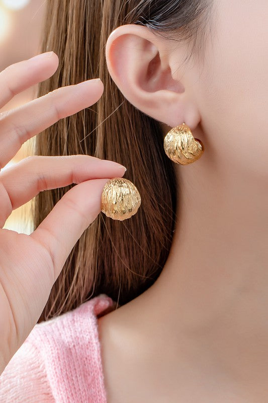 Brass ruffled ribbon huggie hoop earrings - SELFTRITSS   