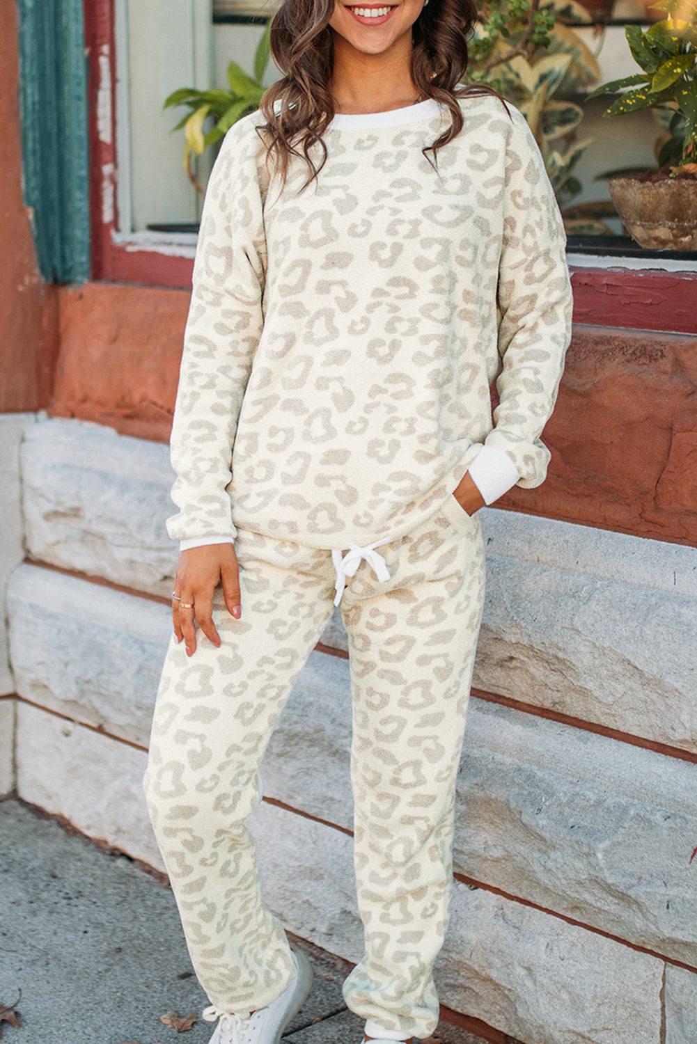 White Leopard Pullover and Drawstring Pants Lounge Set - SELFTRITSS