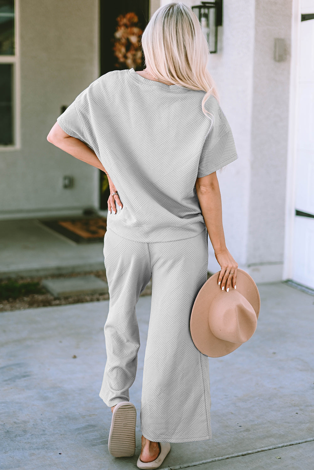 Gray Textured Loose Fit T Shirt and Drawstring Pants Set - SELFTRITSS