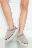 White Embroidered Sherpa Plush Thick Sole Winter Mules - SELFTRITSS