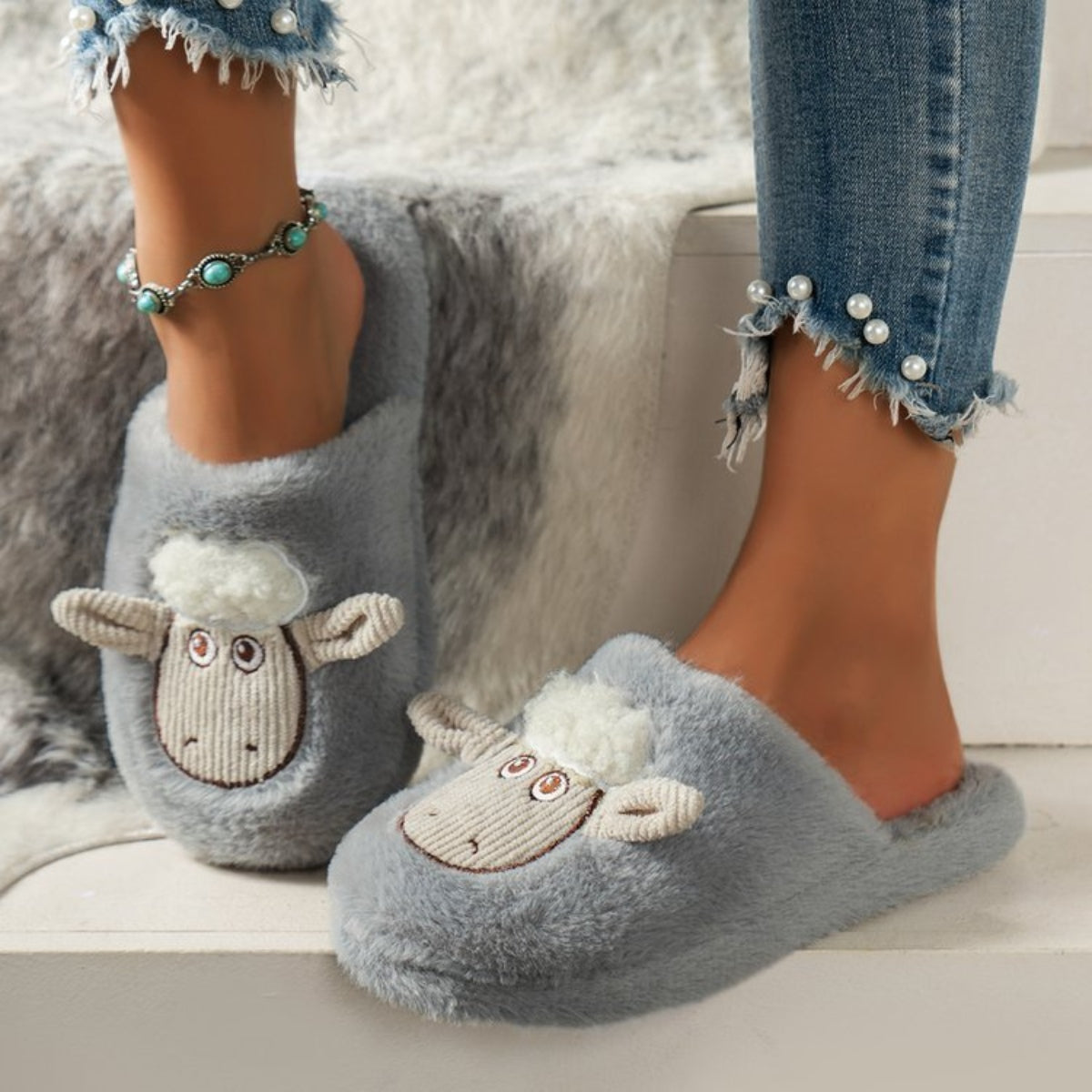 Sheep Round Toe Slippers - SELFTRITSS   