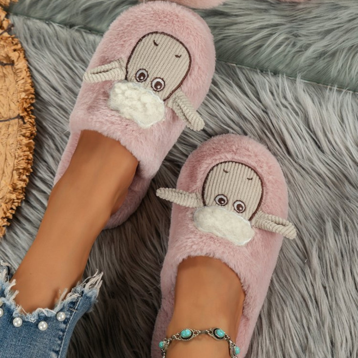 Sheep Round Toe Slippers - SELFTRITSS   