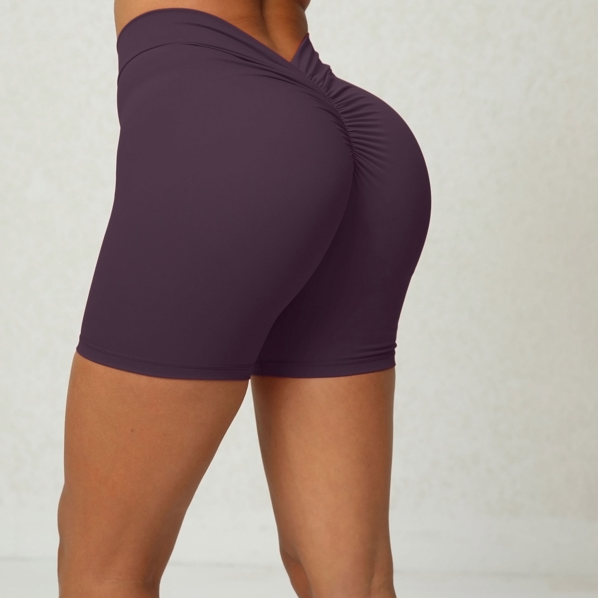 Back Waist Deep V-shaped Wrinkle Tight Yoga Shorts - SELFTRITSS