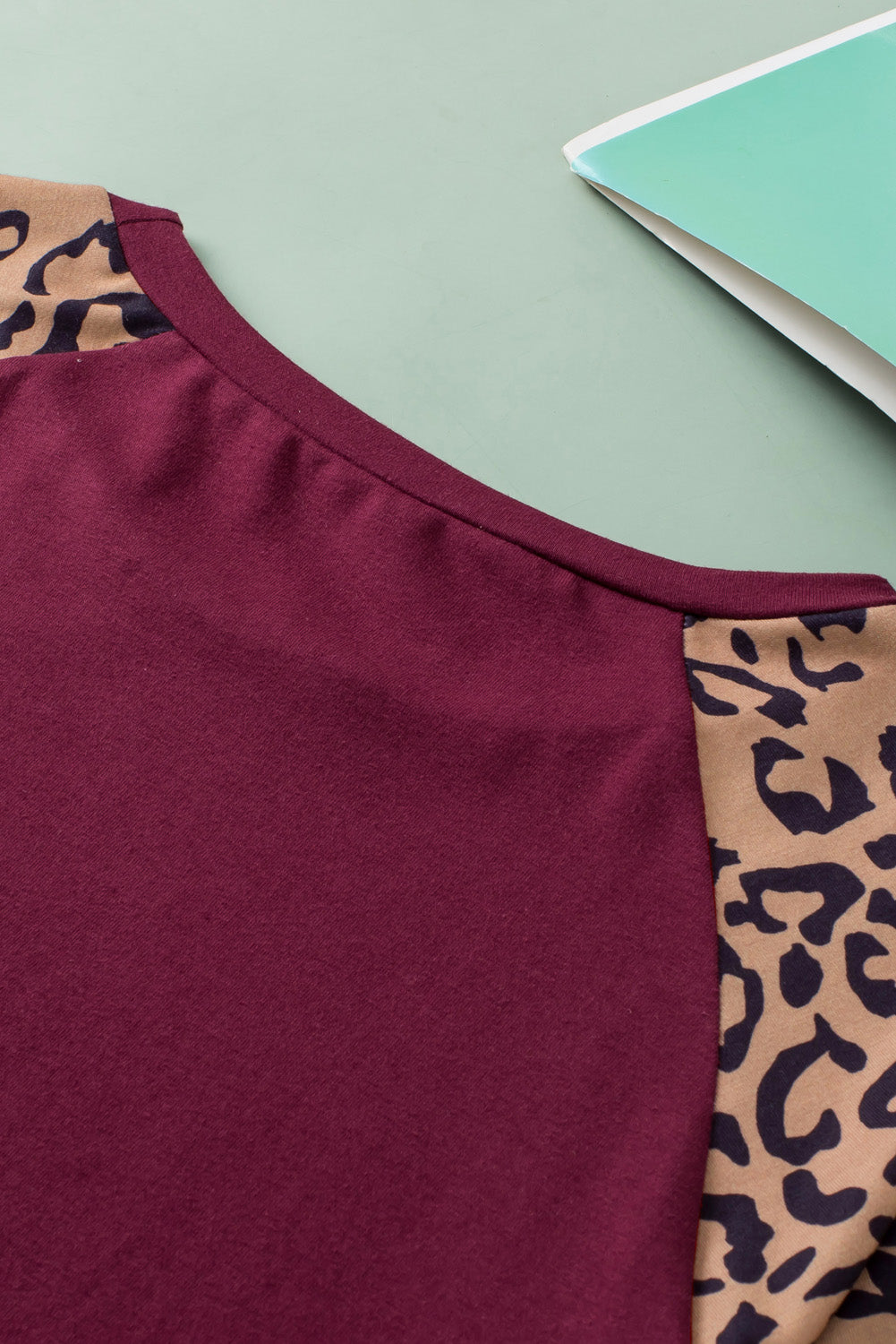 Burgundy Contrast Leopard Raglan Sleeve Plus Size T-shirt - SELFTRITSS