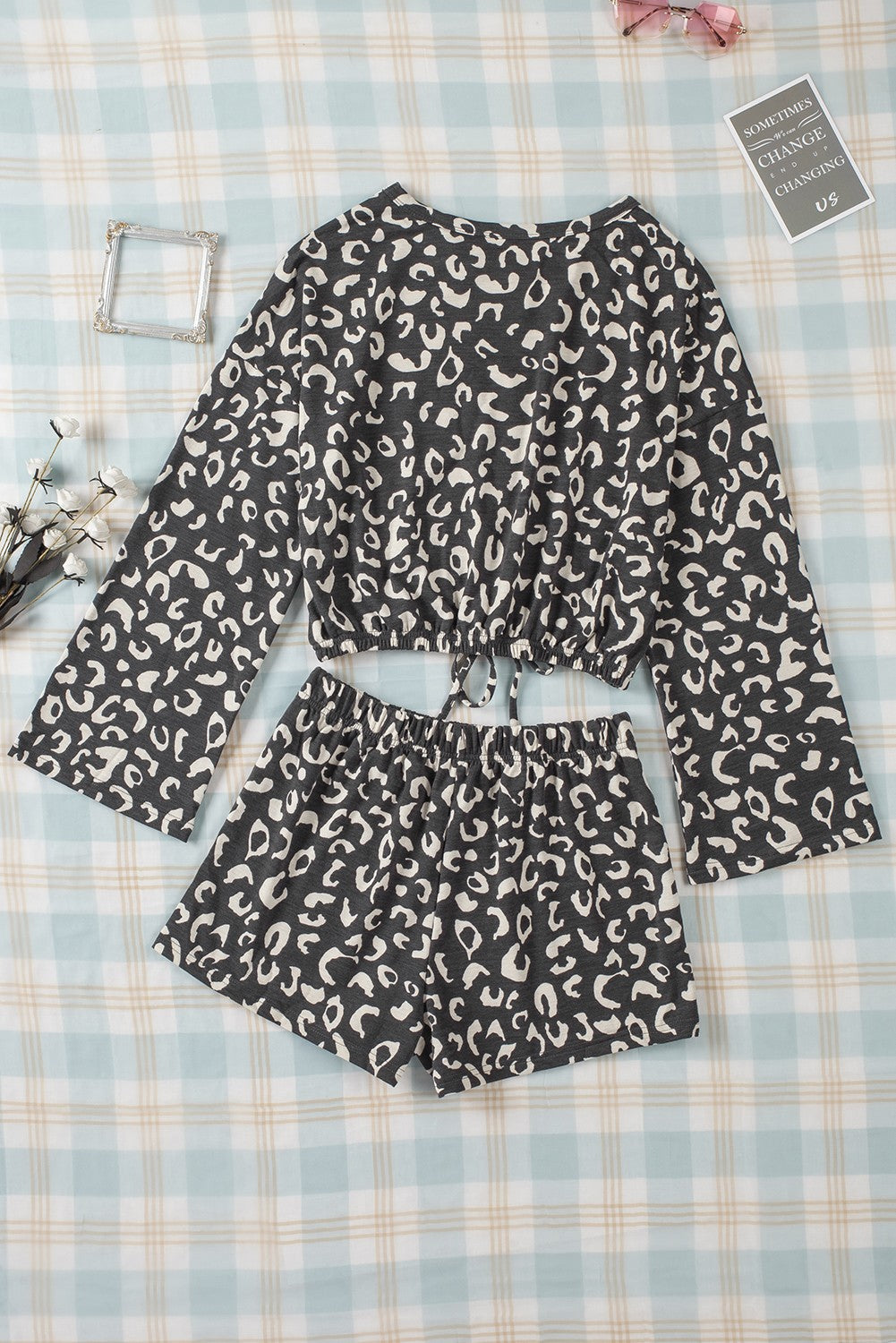 Gray Animal Print Long Sleeves Pullover and Shorts Lounge Set - SELFTRITSS
