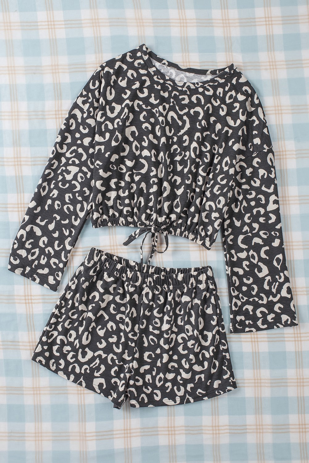 Gray Animal Print Long Sleeves Pullover and Shorts Lounge Set - SELFTRITSS