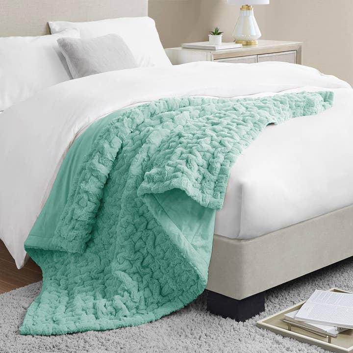 Ruched 50x60" Throw Blanket, Aqua Blue Green - SELFTRITSS