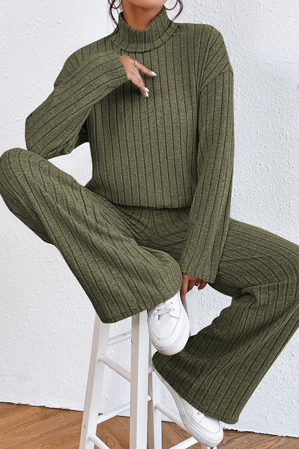 Jungle Green Ribbed Knit High Neck Loose Top and Pants Set - SELFTRITSS