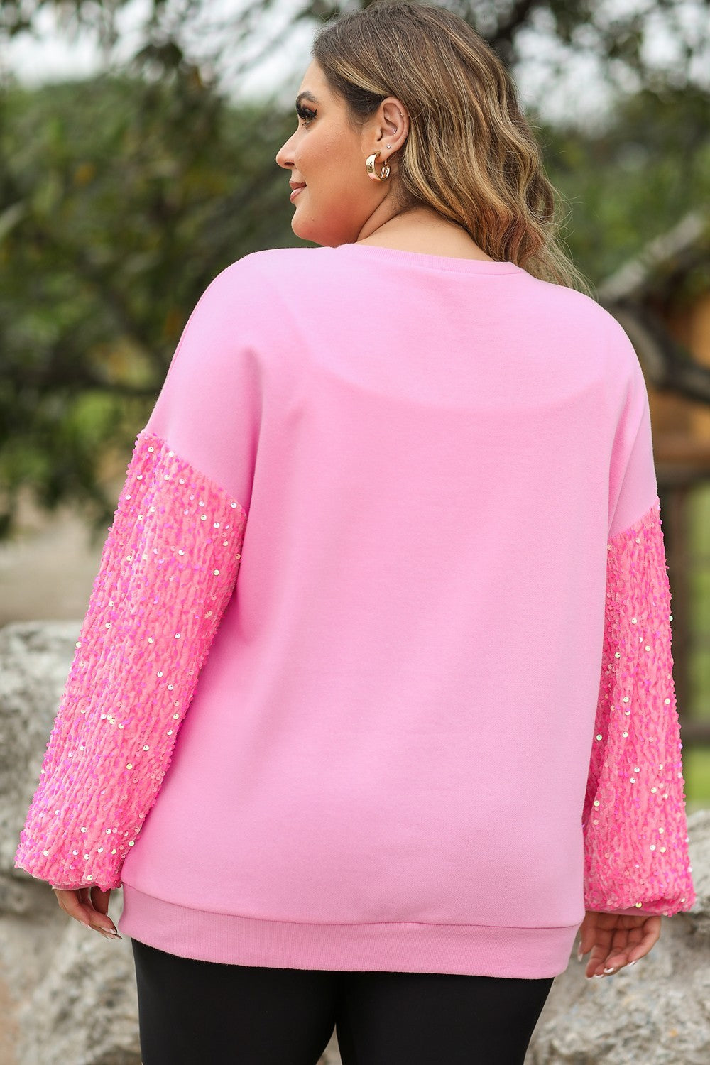Plus Size XOXO Heart Sequin Round Neck Sweatshirt - SELFTRITSS