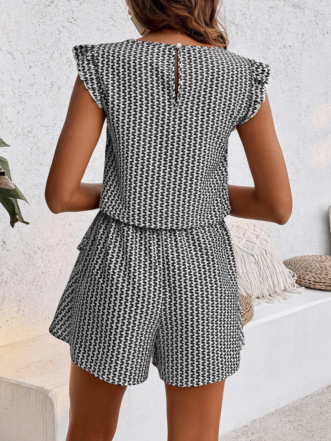 Printed Round Neck Top and Layered Shorts Set - SELFTRITSS   