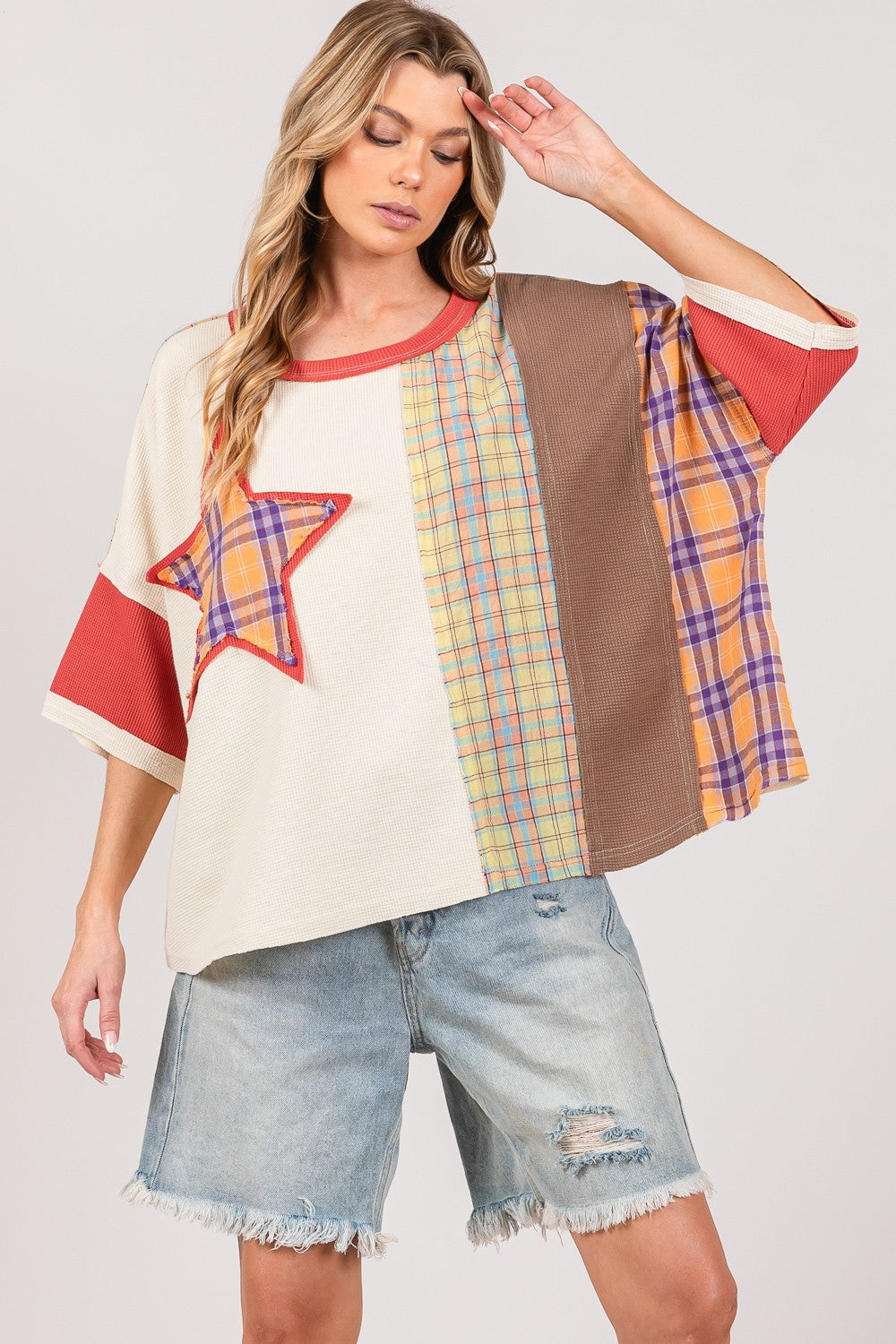 SAGE + FIG Round Neck Plaid Star Patch T-Shirt - SELFTRITSS   