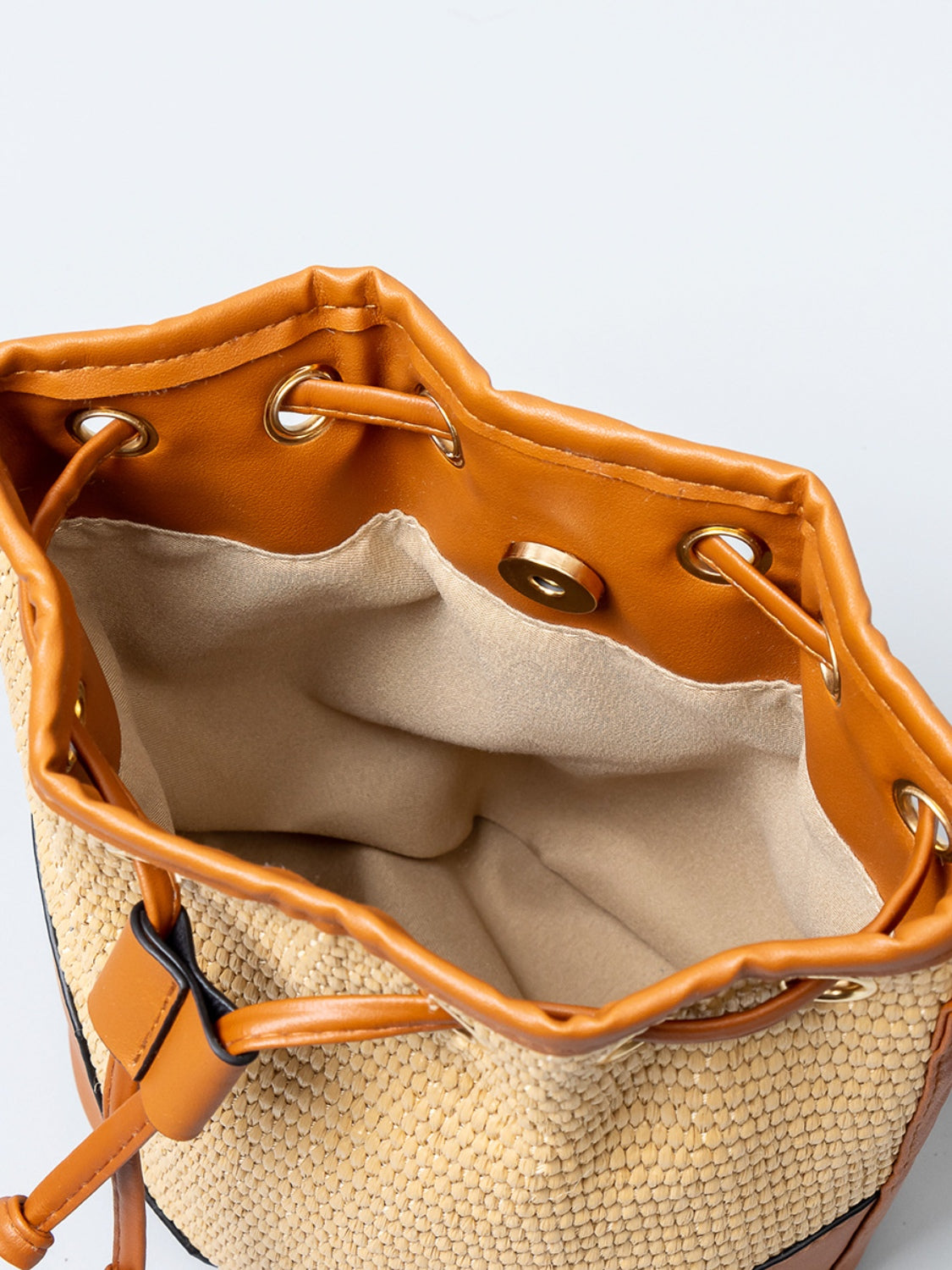 Straw Braided Adjustable Strap Bucket Bag - SELFTRITSS