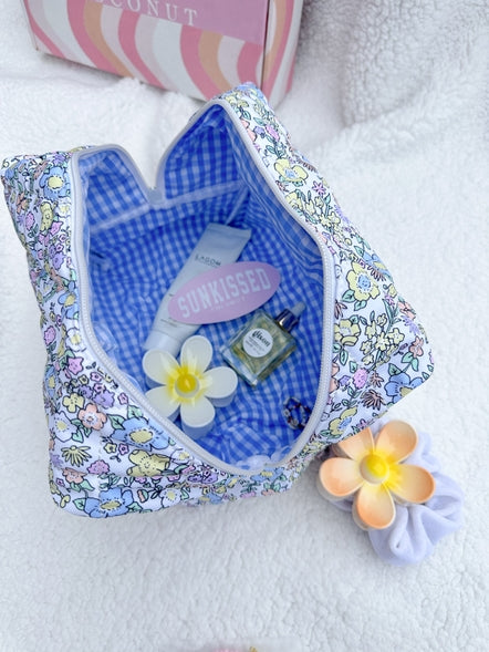 Pastel Flower Quilted Handmade Makeup Bag - SELFTRITSS