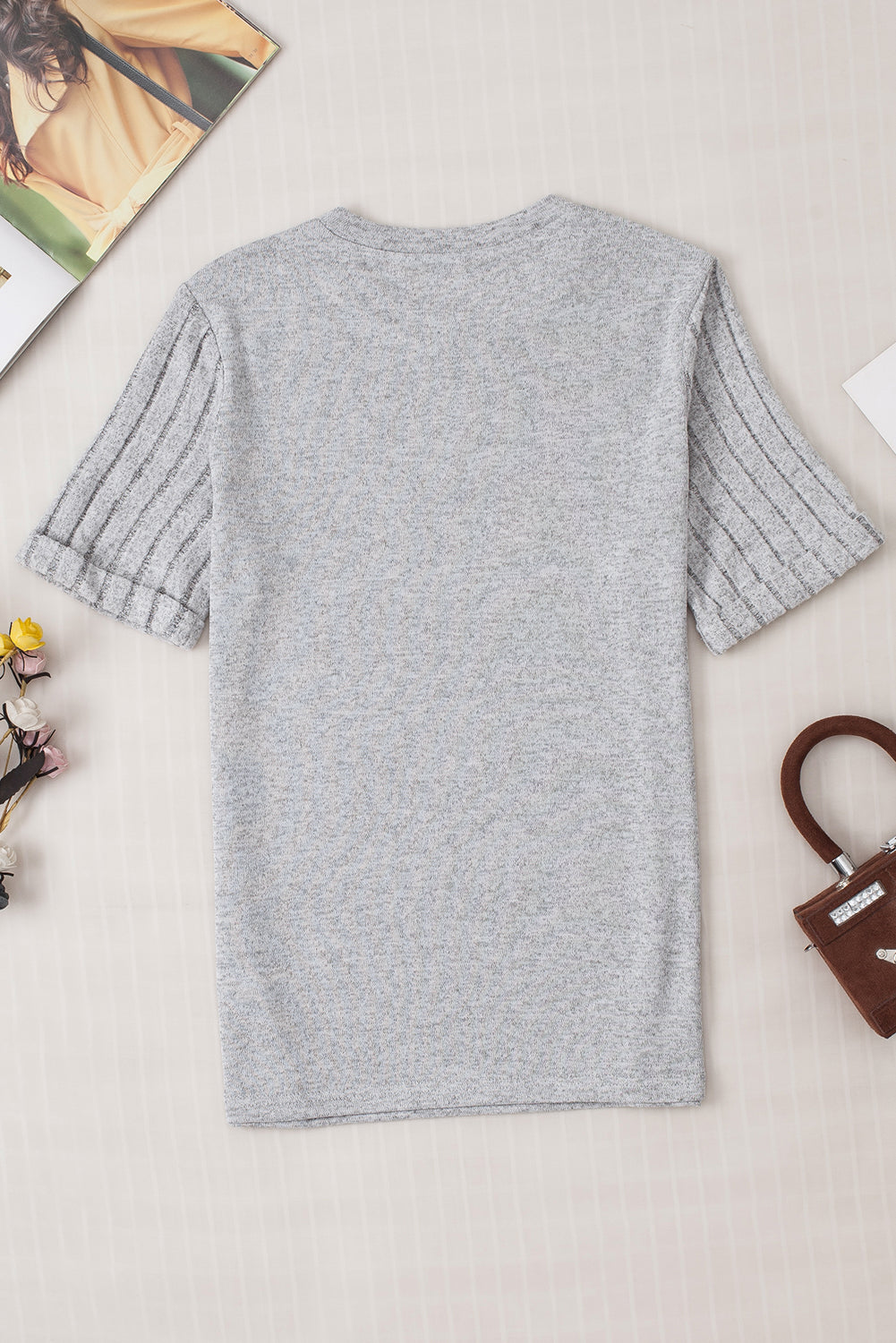 Gray Ribbed Splicing Sleeve Round Neck T-shirt - SELFTRITSS