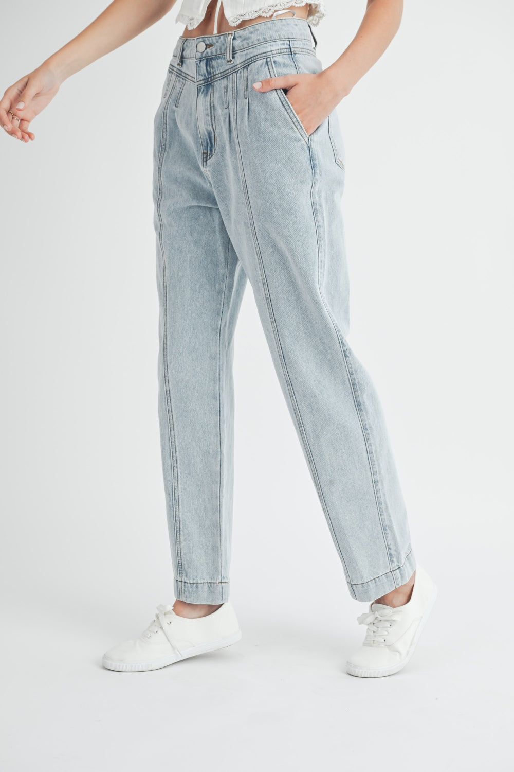 MABLE Pleated Front Detail Straight Jeans - SELFTRITSS   