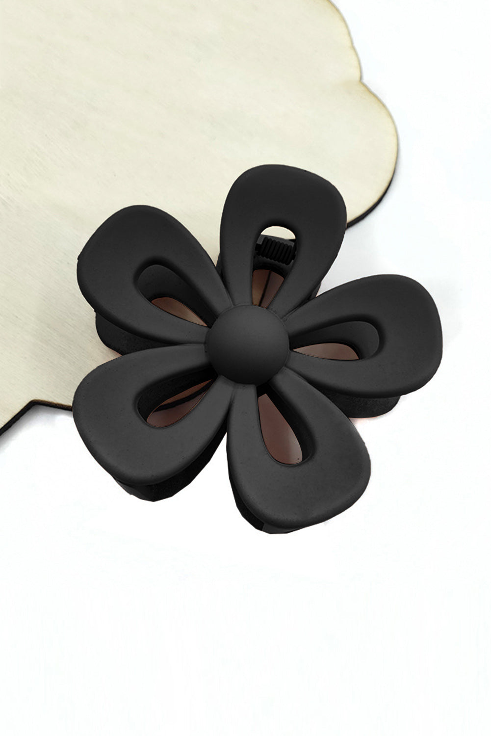 Black Sweet Hollowed Flower Shape Claw Clip - SELFTRITSS