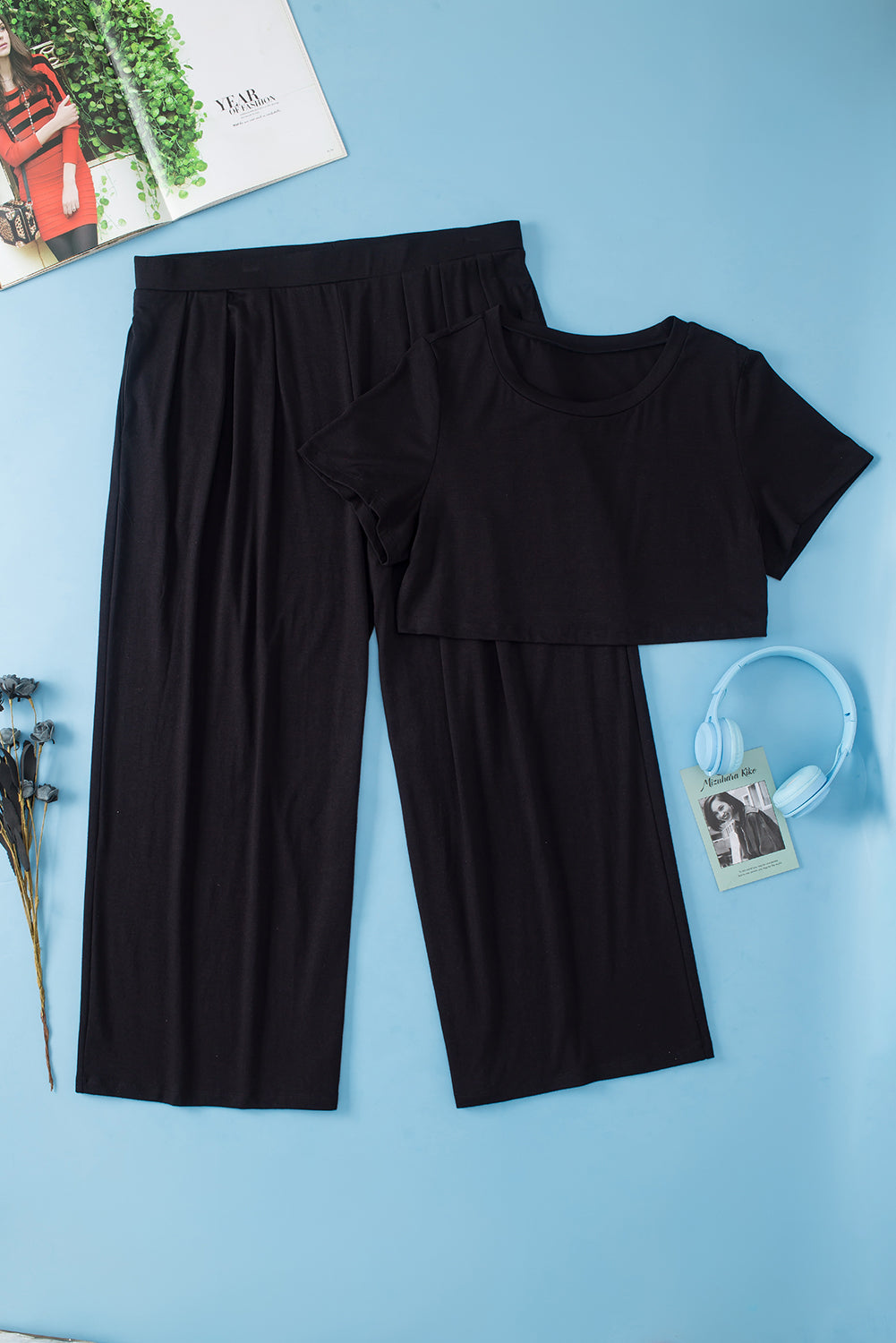 Black Plus Size Crop T-Shirt and Pleated Wide Leg Pants Set - SELFTRITSS