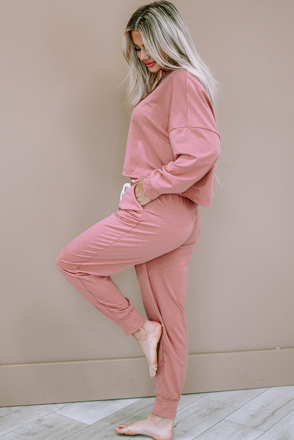Pink Solid Sport Boxy Fit Pullover & Pants Outfit - SELFTRITSS