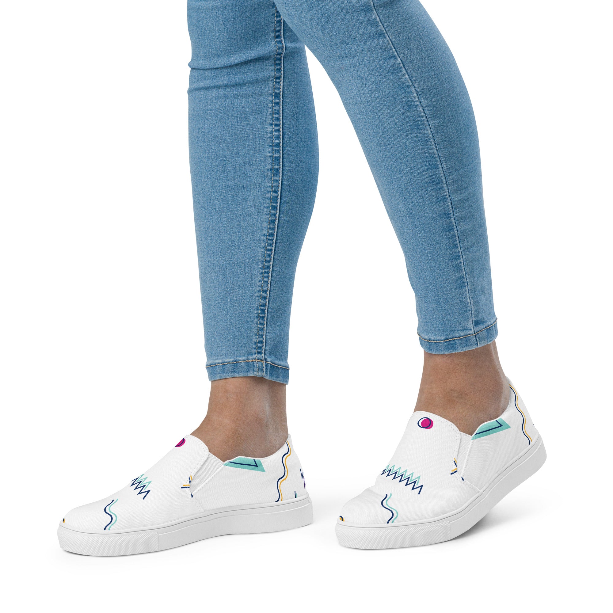 White Geometric Everyday Women’s slip-on canvas shoes
