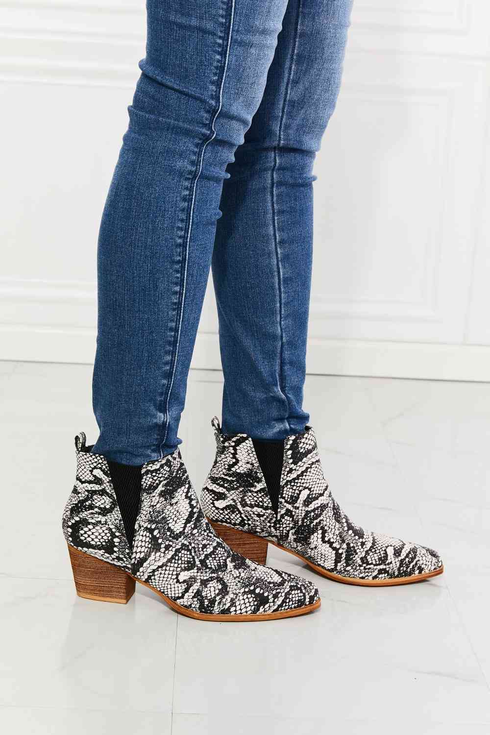 MMShoes Back At It Point Toe Bootie in Snakeskin - SELFTRITSS