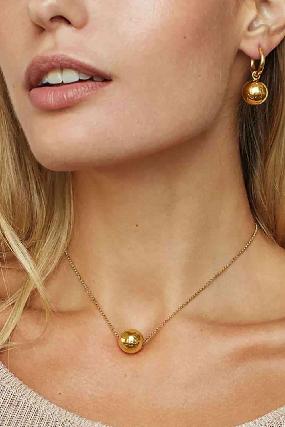 18K Gold-Plated Round Shape Pendant Necklace - SELFTRITSS