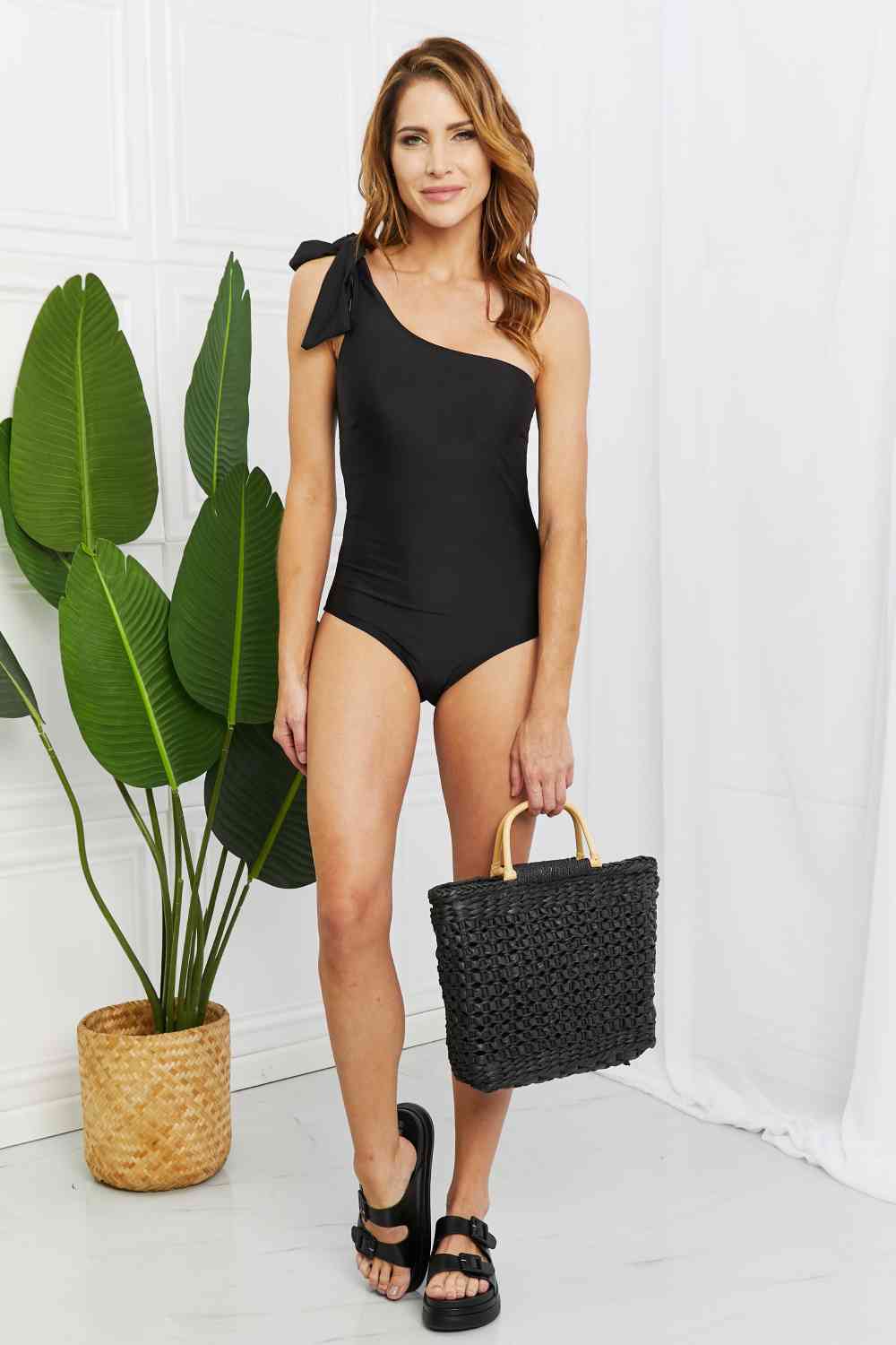 Marina West Swim Deep End One-Shoulder One-Piece Swimsuit in Black - SELFTRITSS