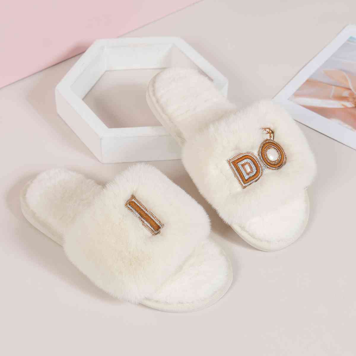 Faux Fur Open Toe Slippers - SELFTRITSS