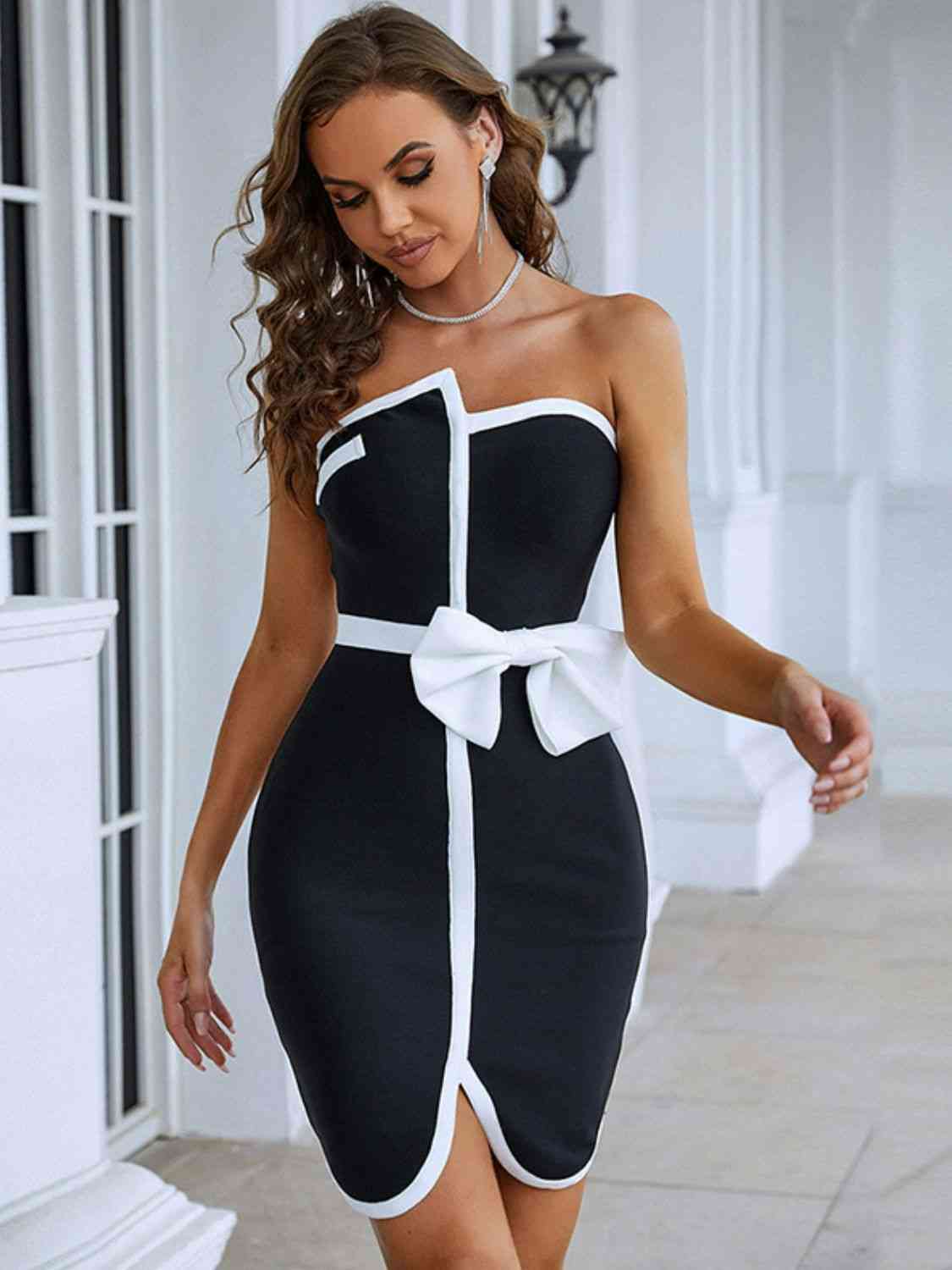 Contrast Strapless Bow Detail Mini Dress - SELFTRITSS